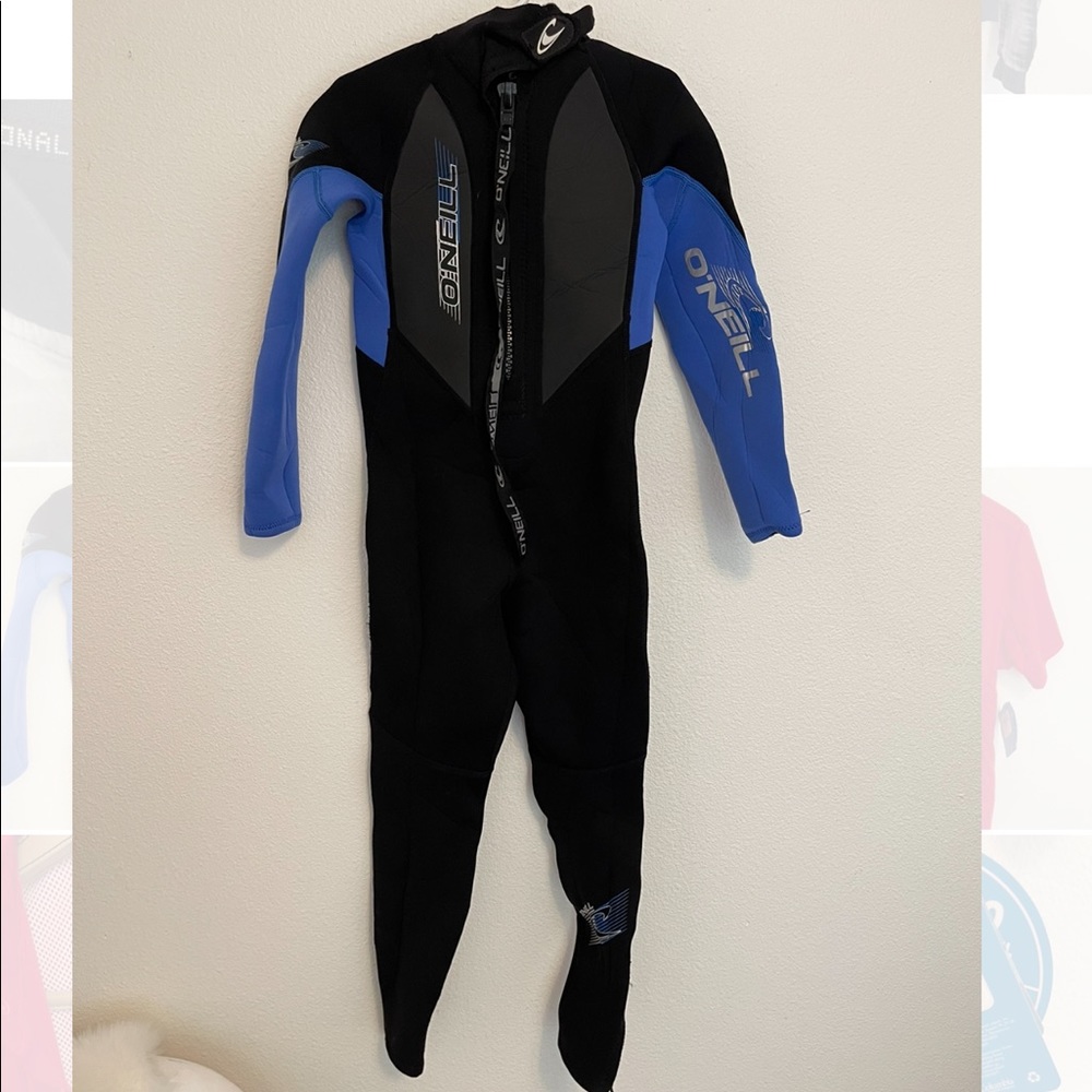 Boys O’Neill wet suit size 6